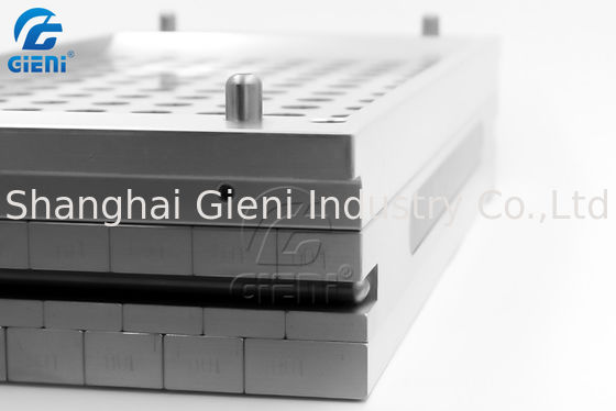 Type manuel cavités cosmétiques en aluminium du moule DIY 96 de rouge à lèvres