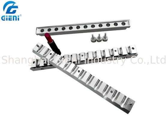 Manuel trois morceaux de rouge à lèvres de balle de moule de poinçon en aluminium de moule pour des cosmétiques