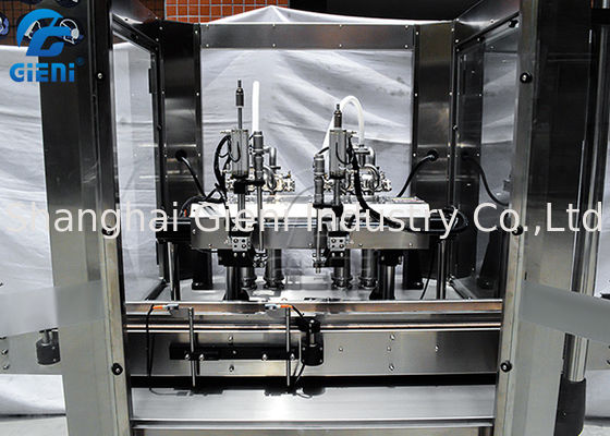 Machine de remplissage cosmétique mobile de becs linéaires du liquide 2