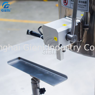 La main de SUS316L versent la machine de remplissage de baume à lèvres avec le réservoir de mélange du chauffage 20L