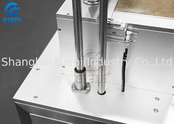 Machine semi automatique de fabricant de rouge à lèvres du contrat SS304 1500pcs/H