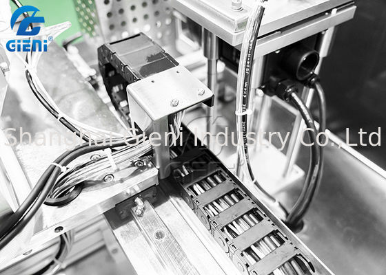 Machine de remplissage à chaud de 6 becs pour le rouge à lèvres et le baume à lèvres