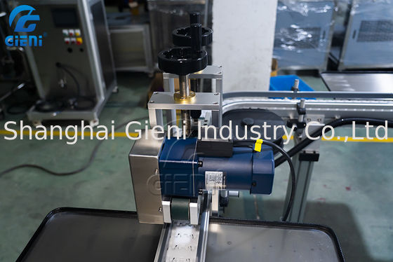 Préchauffant la ligne bec simple de remplissage à chaud de remplisseur de baume à lèvres de bâton de baume