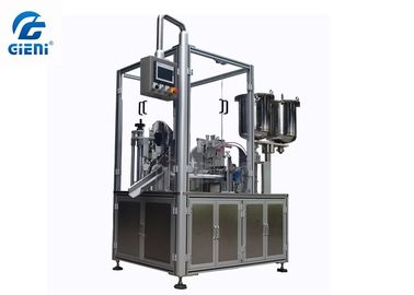 Un bon prix. Machine remplissante de couleur rotatoire à grande vitesse et de capsulage automatique cosmétique pour le lustre de lèvre en ligne