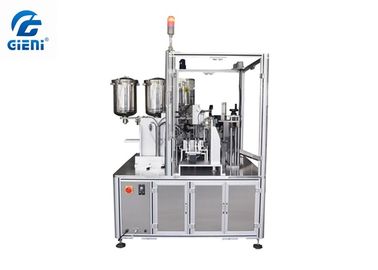 Un bon prix. Machine remplissante et de capsulage de mascara automatique de machine/lèvre de lustre de remplissage en ligne