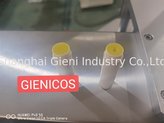 Un bon prix. Machine de remplissage de baume à lèvres de 50 litres pour un remplissage précis et constant en ligne